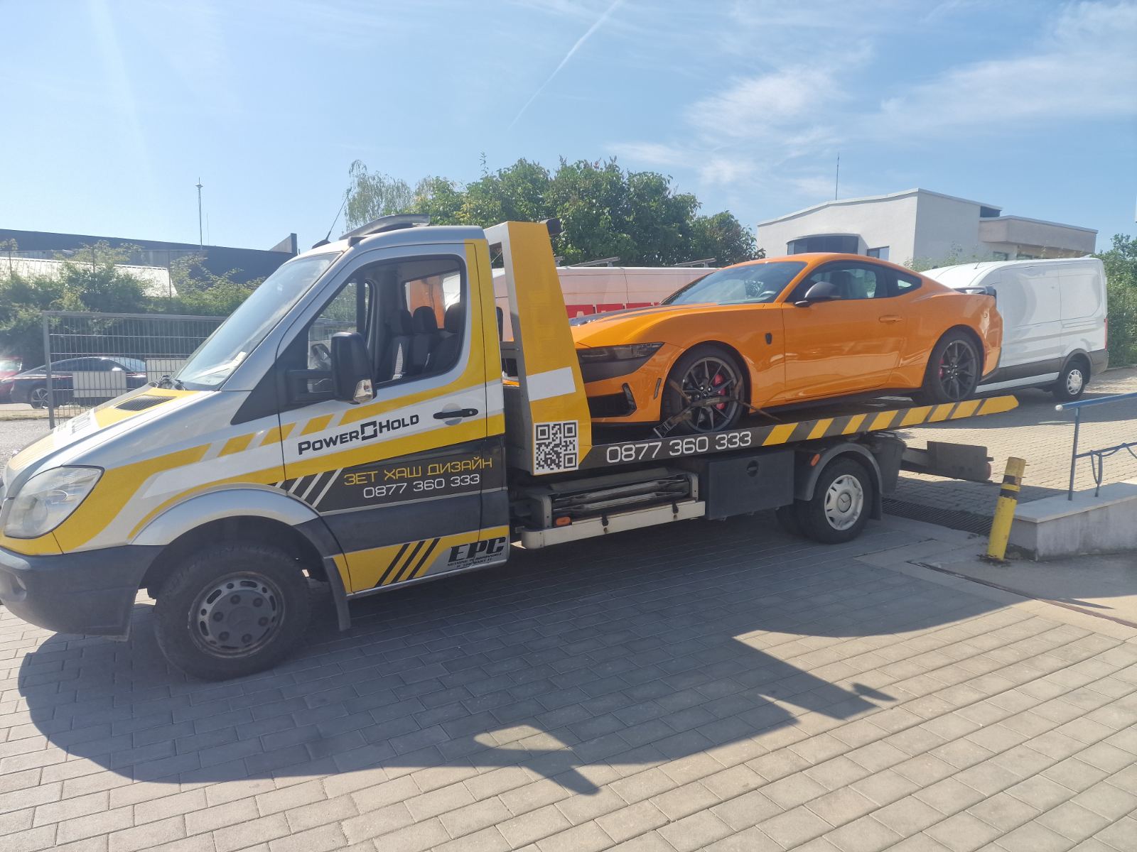 Репатрак EPC транспортира спортен Ford Mustang