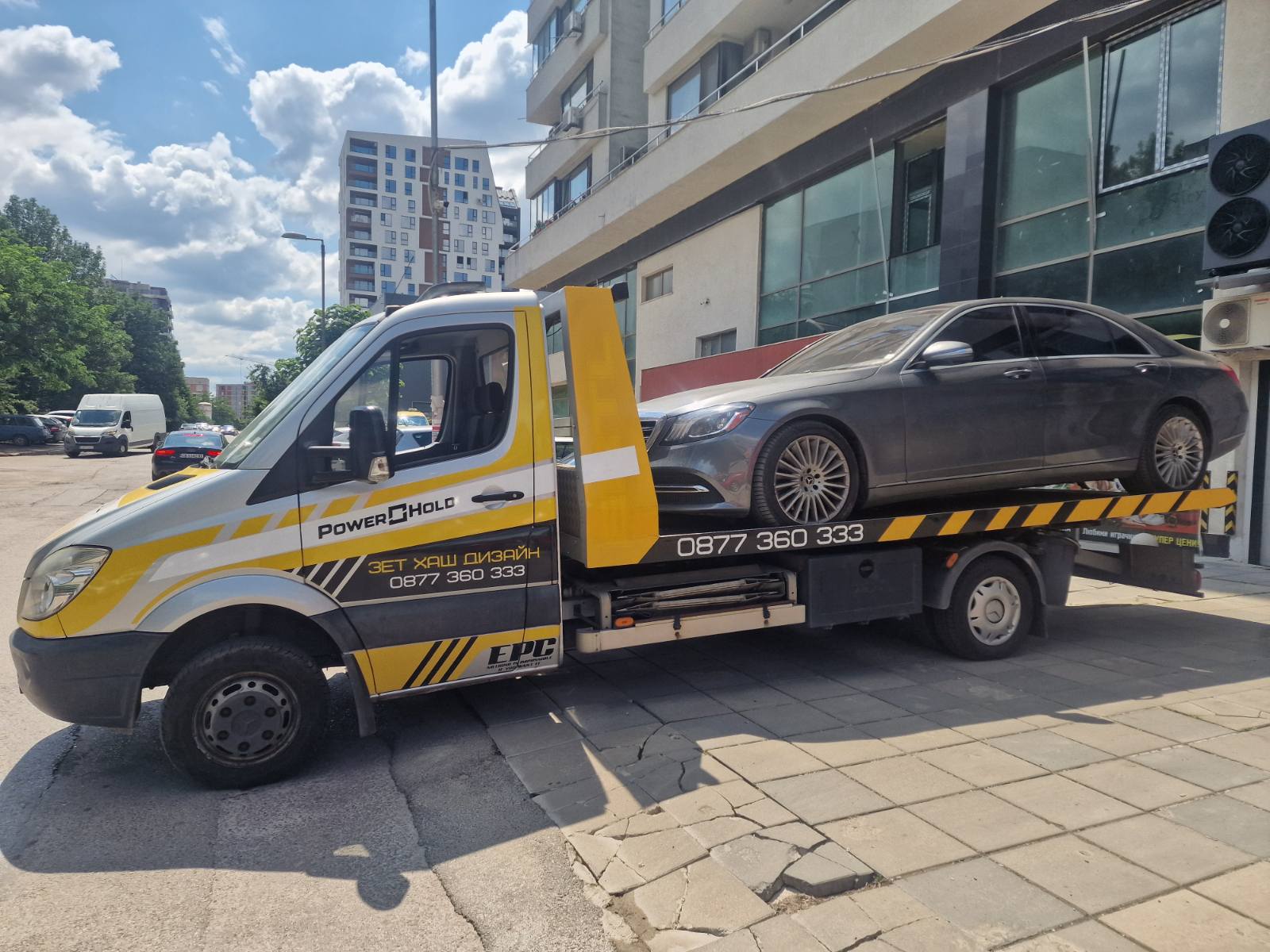 Репатрак EPC товари луксозен седан Mercedes